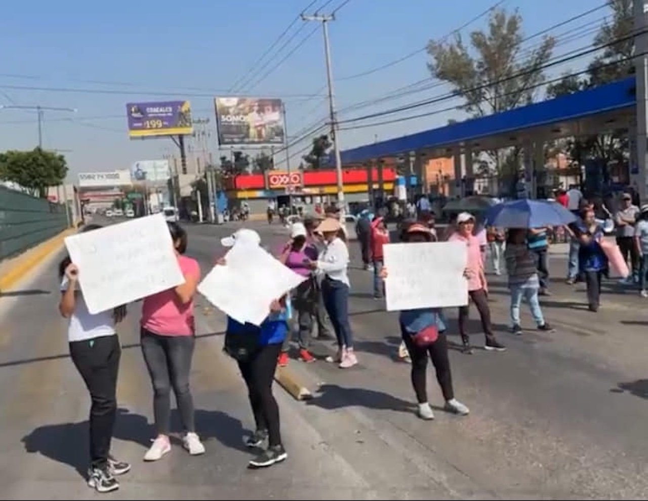 Bloqueo en la López Portillo, Ecatepec: cierran por falta de agua
