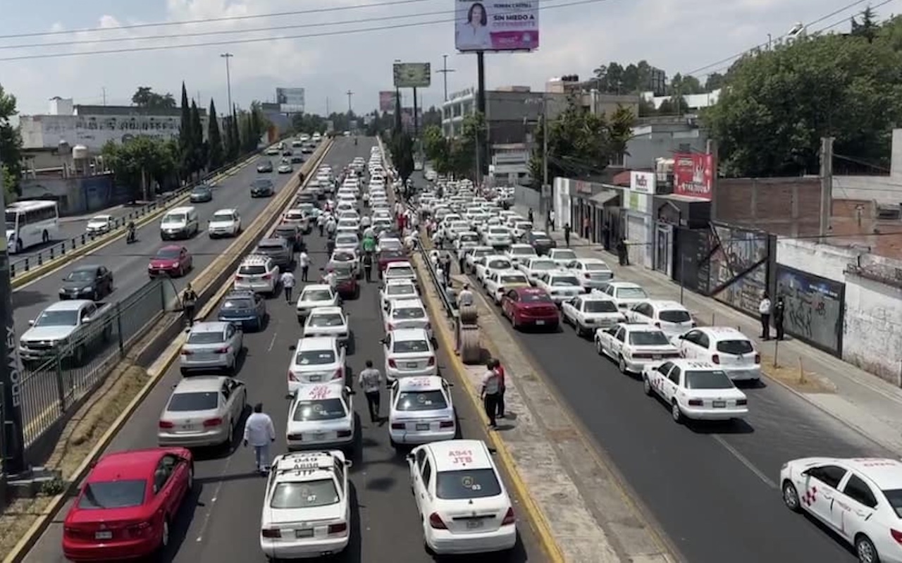 Bloqueo en Paseo Tollocan, Toluca: cierre por protesta de taxistas