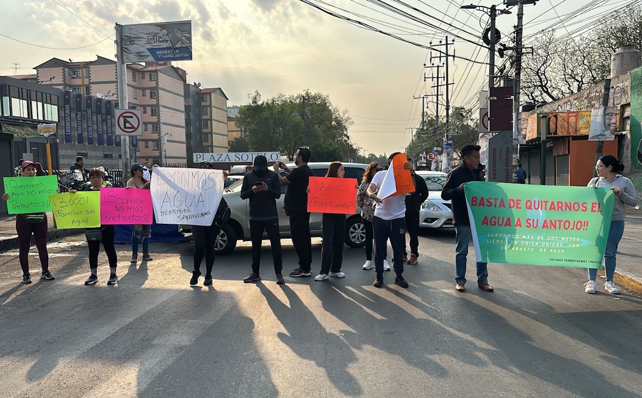 Bloqueo en la México-Tacuba: vecinos protestan por falta agua en la MH
