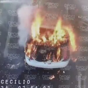 Accidente en Francisco del Paso y Troncoso: taxi se incendia hacia la Zaragoza
