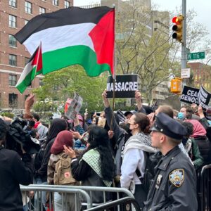 Más de 100 personas detenidas tras protestas en universidades de Yale y NY en apoyo a Gaza
