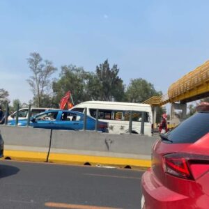 Choque en deja 2 lesionados cerca del puente de la Concordia, en la México-Puebla