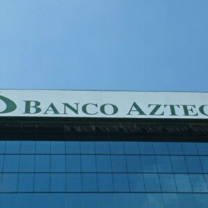 Campaña contra Banco Azteca provocó la salida de depósitos; EU inicia investigación
