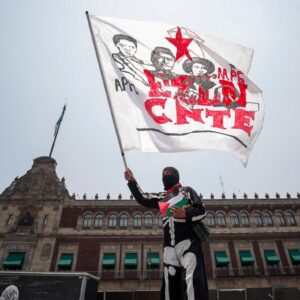 ‘Es una burla’: la CNTE critica aumento salarial del 10% en promedio anunciado por AMLO