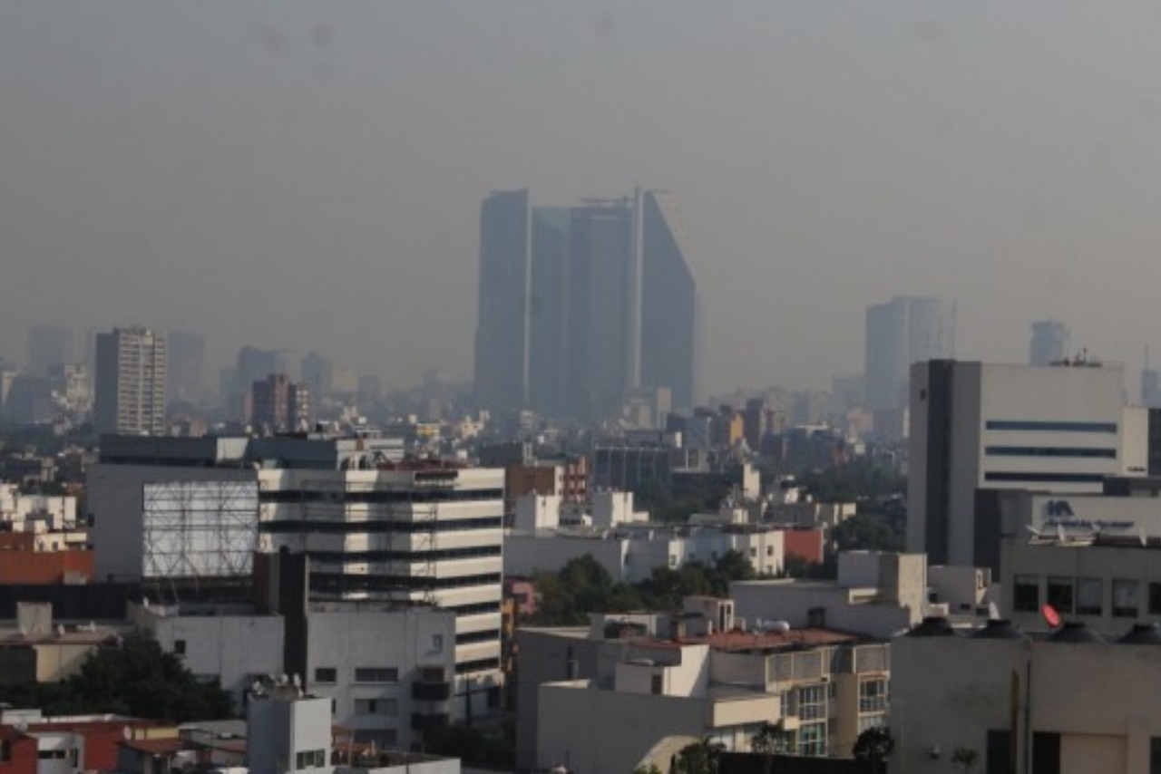 ¿Vas a salir? Autoridades de CDMX reportan mala calidad del aire y riesgo alto a la salud