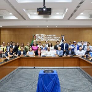 Sin Xóchitl Gálvez, PAN firma compromisos en defensa de ‘la vida y la familia’