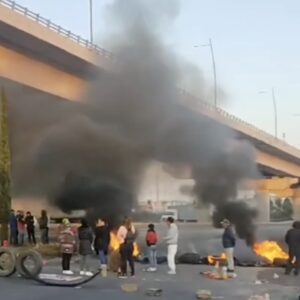 Bloquean la autopista México-Puebla por persona desaparecida