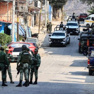 Abandonan 4 cuerpos frente al Cereso de Acapulco, Guerrero