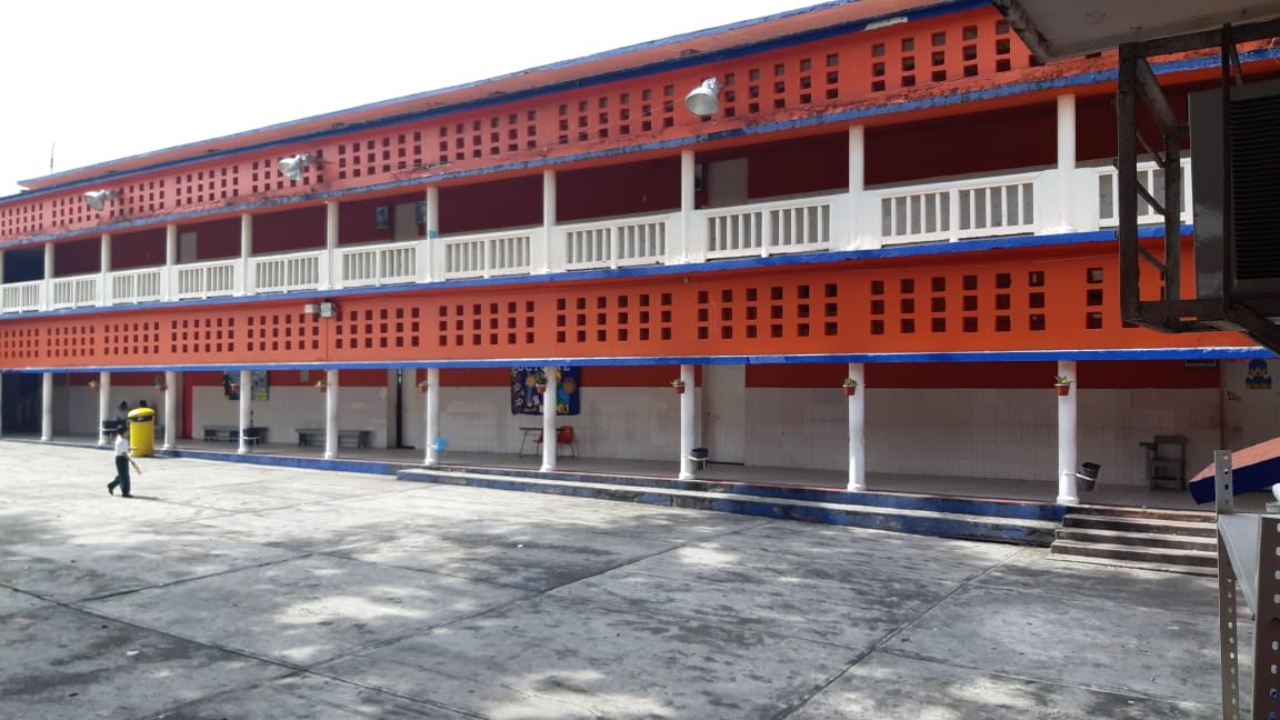 Cuitláhuac califica de ‘mala broma’ extorsión en escuela de Veracruz