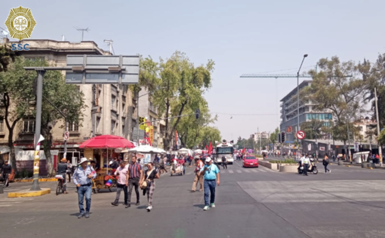 Día del Maestro: integrantes de la CNTE protestan en CDMX rumbo al Zócalo