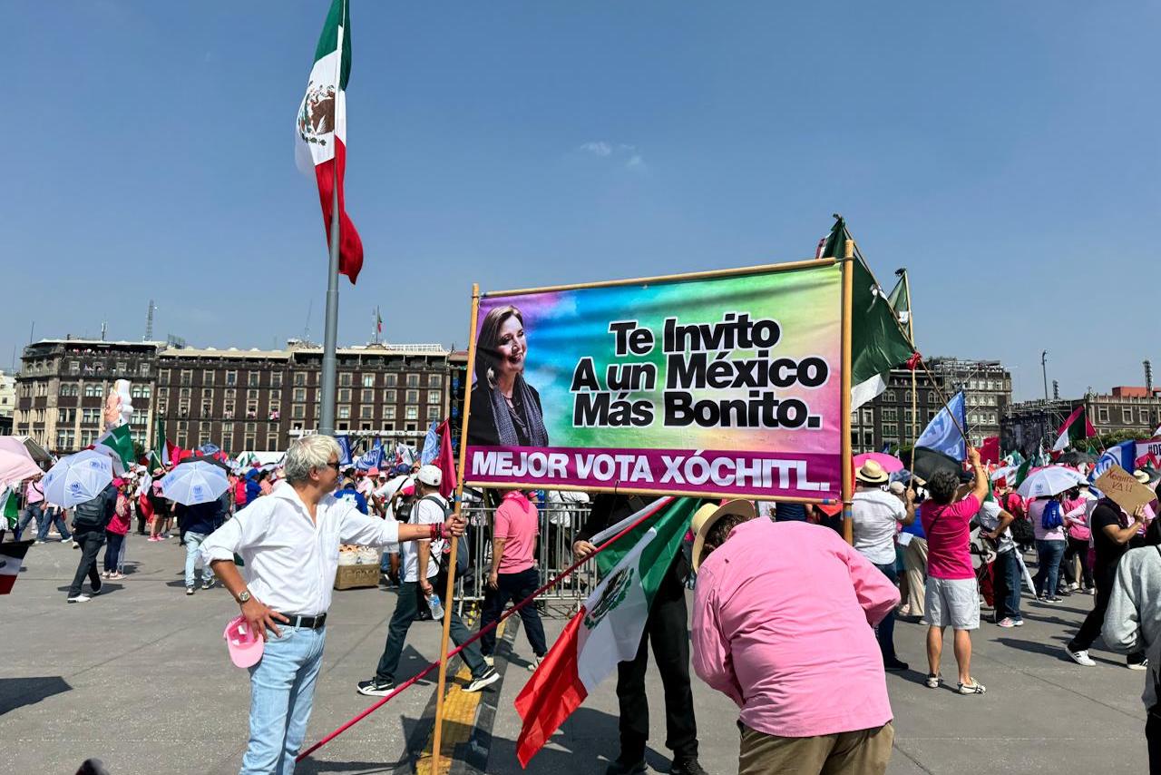 ‘Antes que partido, tengo patria’: Xóchitl Gálvez en mitin de marea rosa en el Zócalo