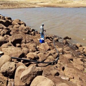 Aseguran pipas y bombas que extraían ilegalmente agua del Lago de Pátzcuaro