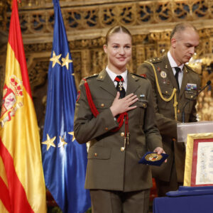 La princesa Leonor es homenajeada en Zaragoza a poco de terminar su formación militar