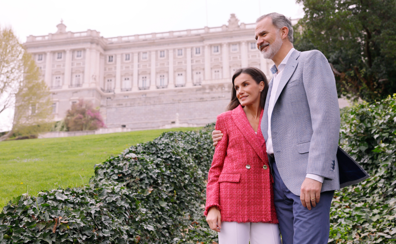 Escándalos y una gran boda: los reyes de España celebran 20 años de matrimonio