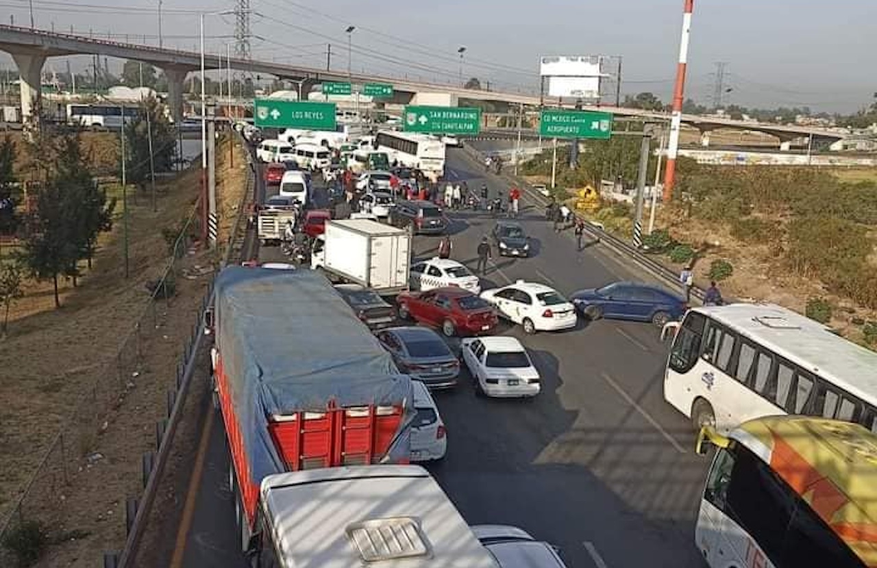 Bloqueos en Texcoco: cierre de transportistas para exigir justicia