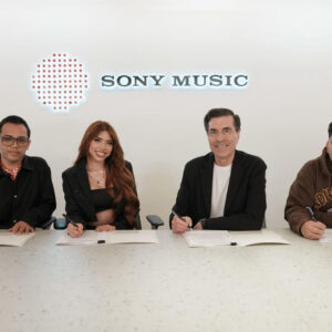 ‘De Veracruz pa’l mundo’: Yeri Mua firma contrato con Sony Music